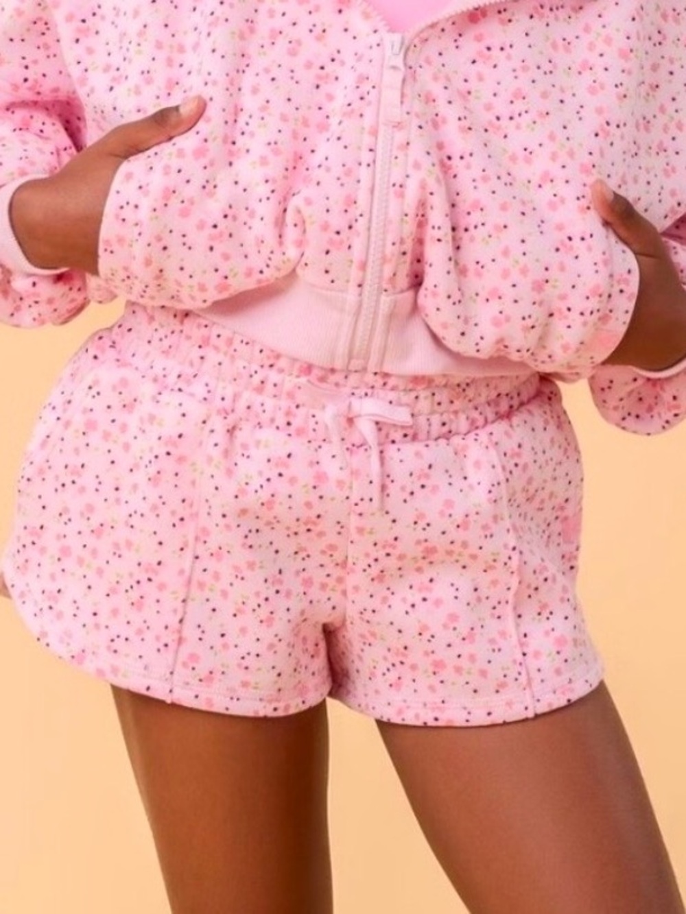 Blogilates Women's Mommy & Me Marshmallow Dolphin Shorts Sz 8 - NWT